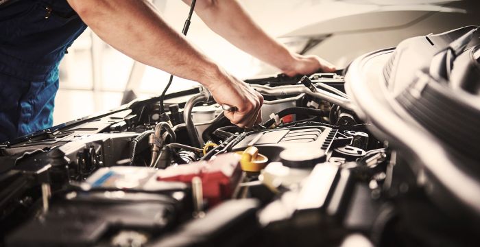 5 Warning Signs That Show Your Car in Berlin, MA Needs Immediate Repair
